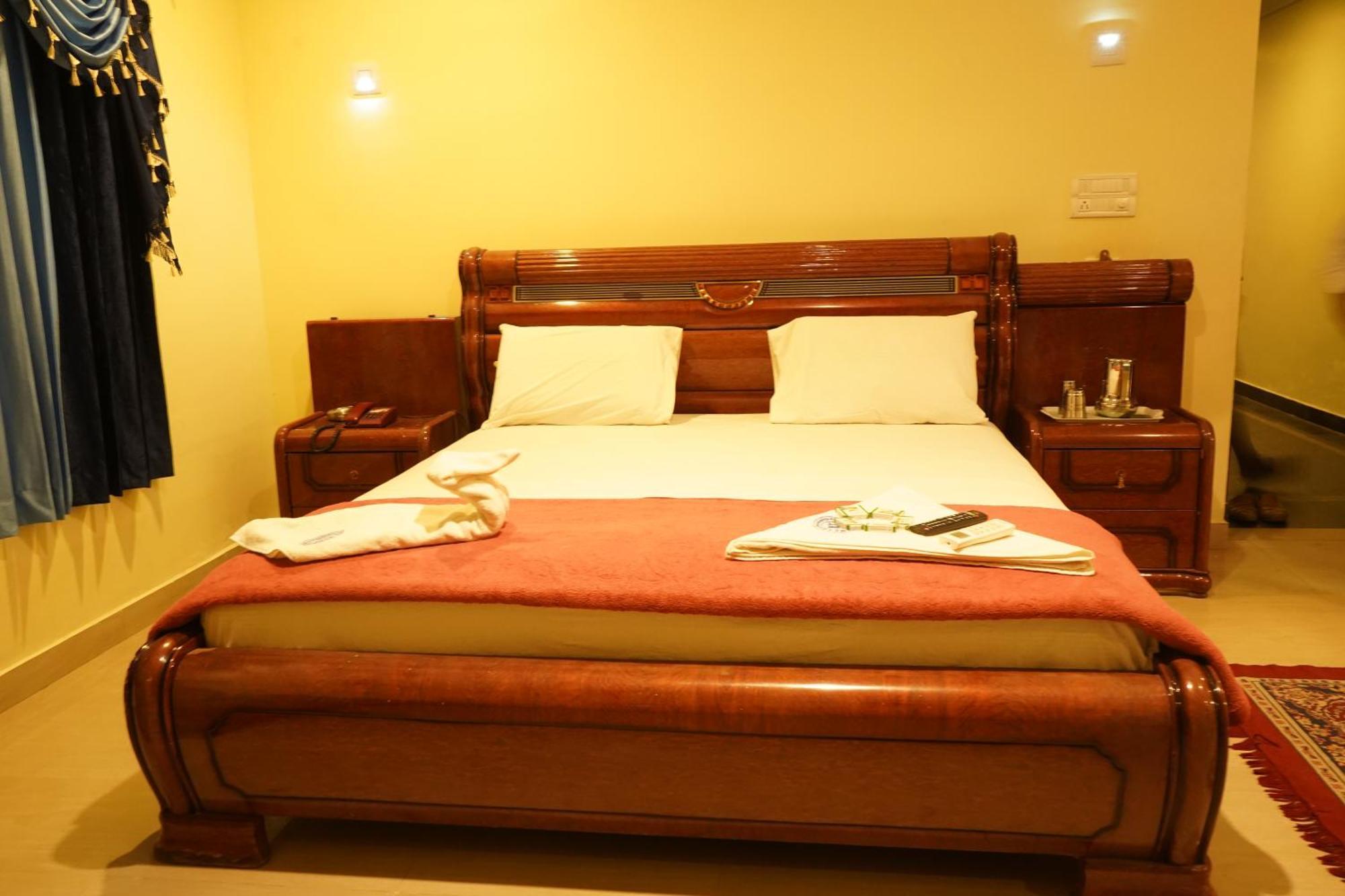 Hotel Supreme Ac Rāmeswaram Dış mekan fotoğraf