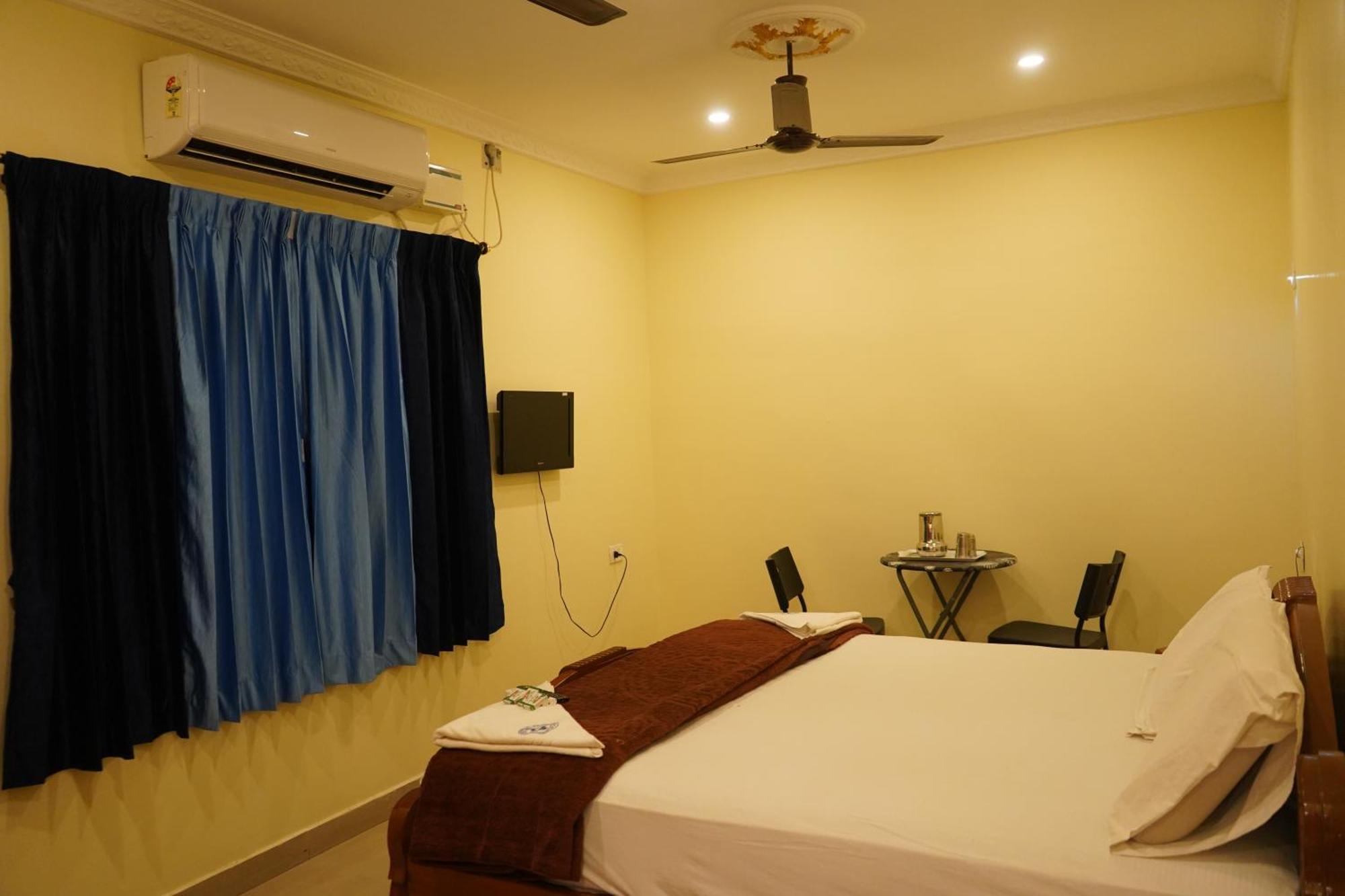 Hotel Supreme Ac Rāmeswaram Dış mekan fotoğraf